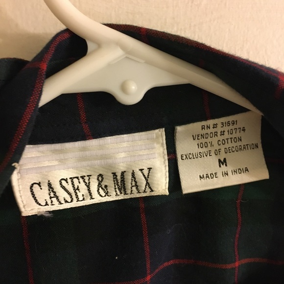 Winter Button Up ⛄️ 🧣 - Picture 4 of 5